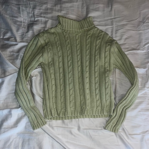 Green Turtleneck - Picture 1 of 3